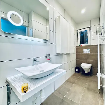 Apartamento Spacious 2br & 1lr For 7p Peaceful Location *