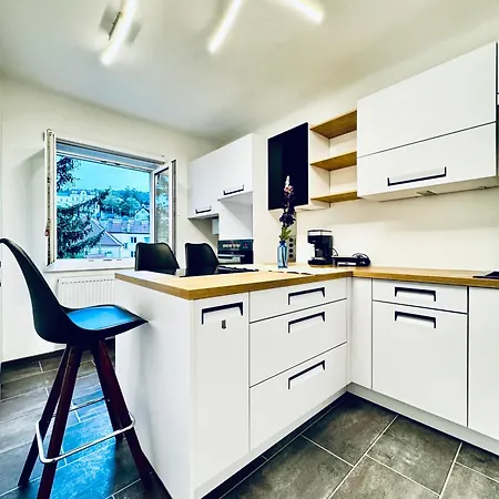 Spacious 2br & 1lr For 7p Peaceful Location * クロスターノイブルク